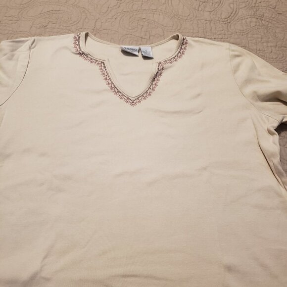 Sonoma Tops - Sonoma Scoop/Notch neckline short sleeve t-shirt